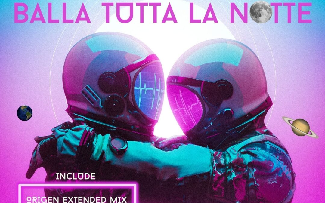 due astronauti che si abbracciano
